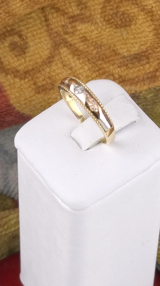 Anillo de oro macizo de 14k* Alto pulido**talla 7***4 mm de ancho* 5 diamantes** WB216 Foto 2 de 4