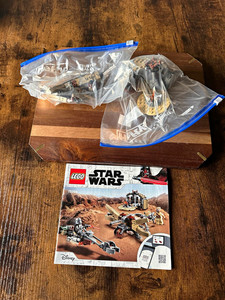 LEGO Star Wars The Mandalorian 75299 Trouble on Tatooine 276 pcs 2021