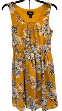 By & By Dress Sleeveless Womens Small Yellow Floral neckline Chiffon lined