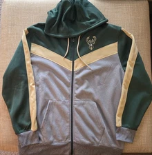UNK Milwaukee Bucks Fullzip Hoodie Men's XL NBA Green Cream Grey Long Sleeve 
