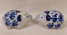 Vintage Pigs Salt & Pepper Shaker Set blue and white
