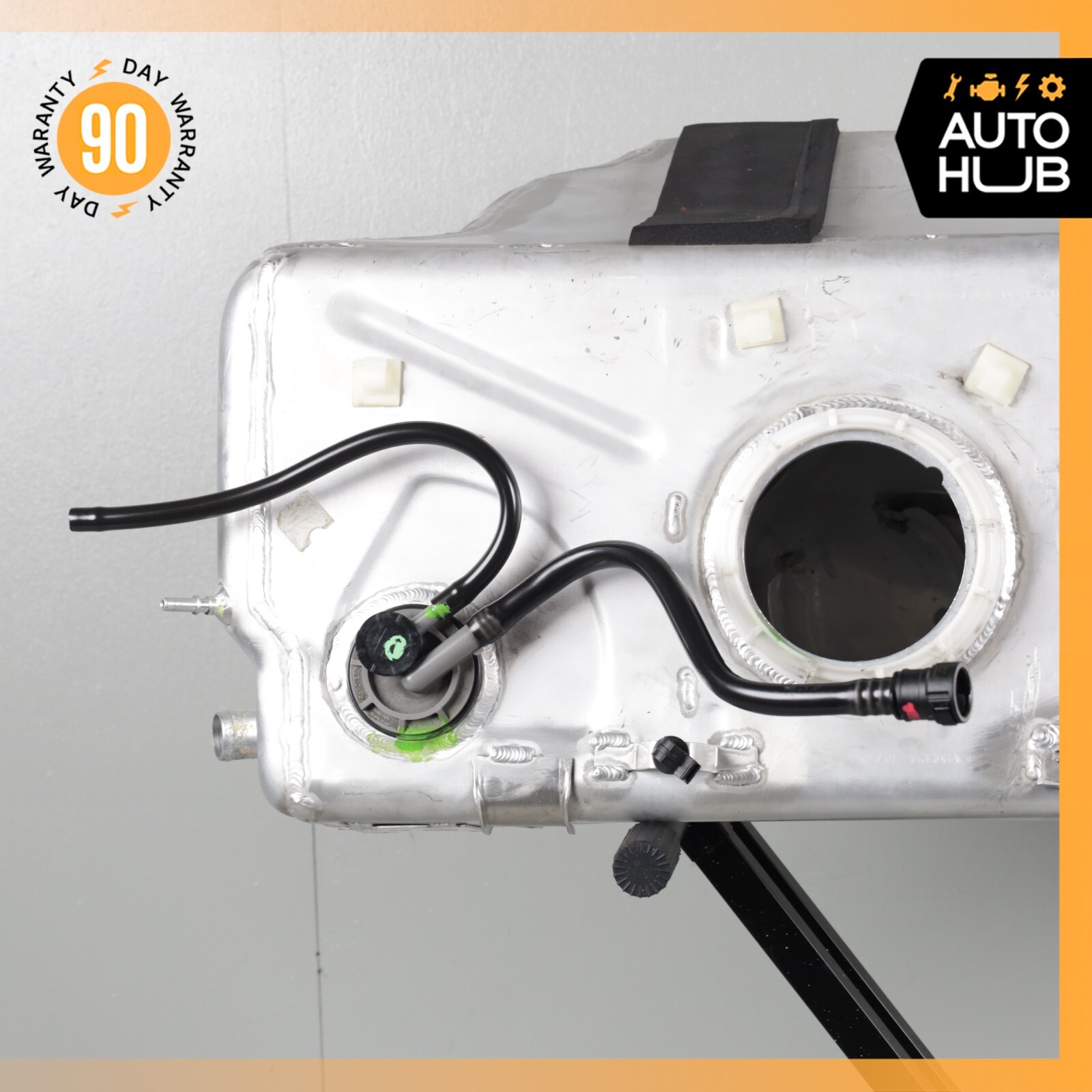 06-13 Maserati Quattroporte S GT S M139 Gas Fuel Tank Reservoir Assembly OEM 75k