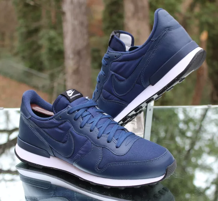 Nike internationalist best sale low id men's