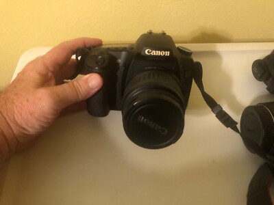 Canon EOS 30D 8.2MP Digital SLR Camera - Black (Kit w/ EF-S IS USM 17-85mm Lens)