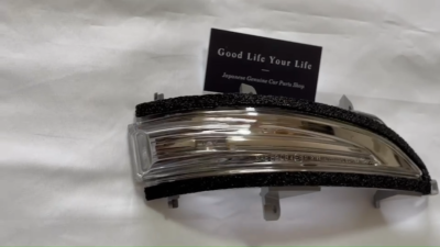 LEXUS NEW GENUINE LX570 GX460 RIGHT PASSENGER SIDE TURN SIGNAL
