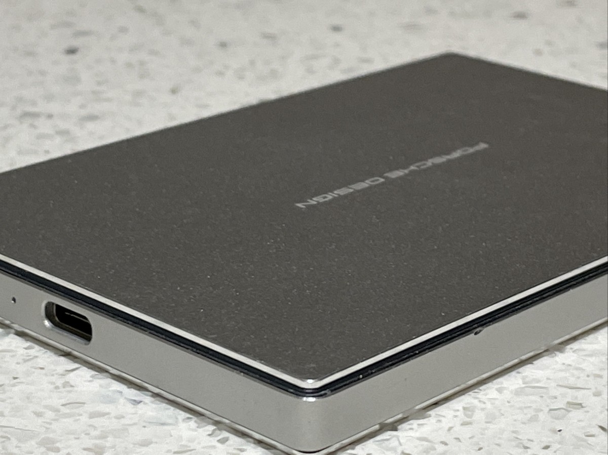 SEAGATE LACIE PORSCHE DESIGN LRD0PS2 1TB HARD DRIVE 7212-2