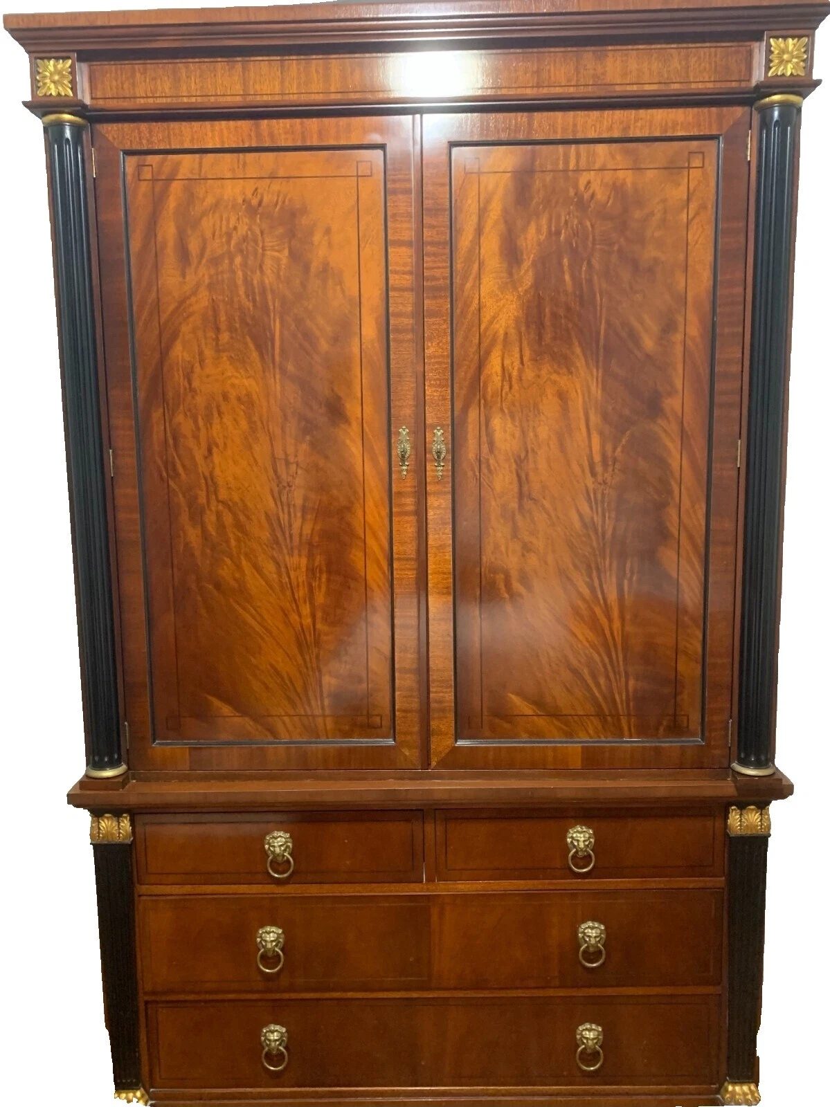 Armarios y roperos Baker