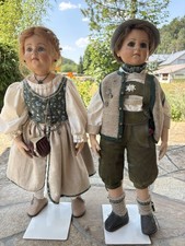 2 Künstlerpuppen im Trachten-Outfit, abnehmb...