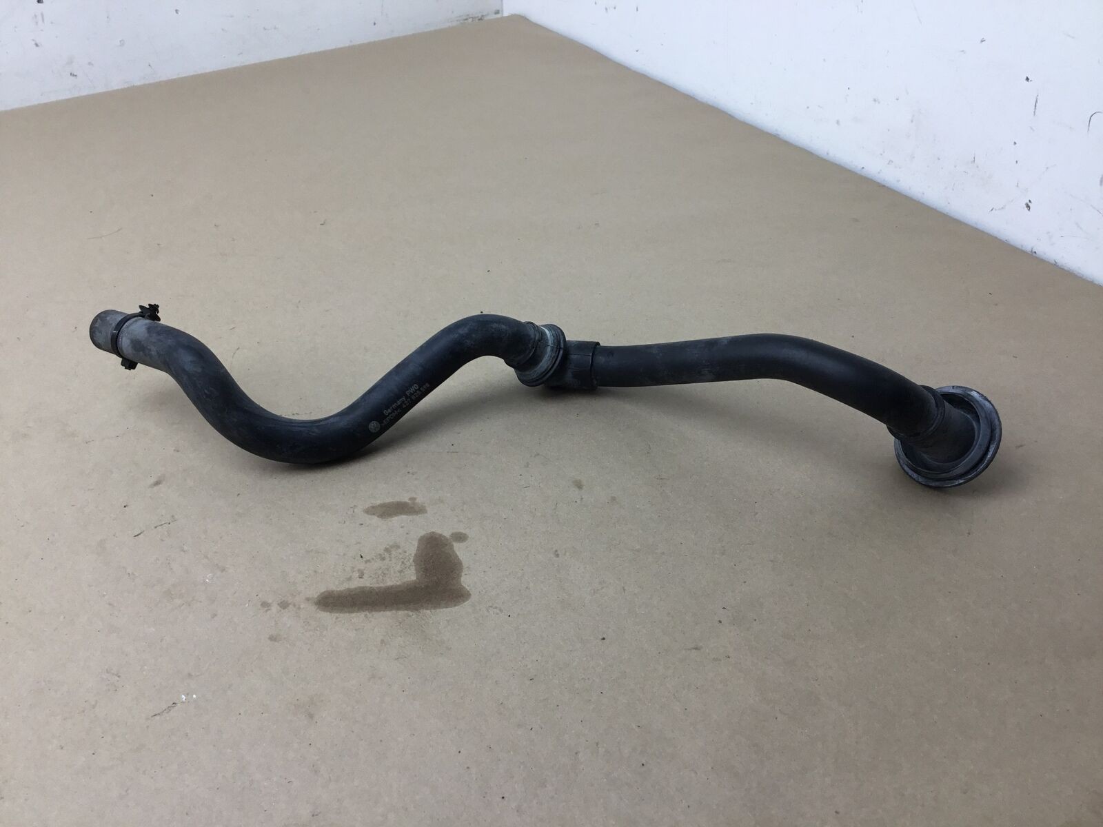 Audi R8 2011 Water Drain Hose Pipe Line 08-12 :A