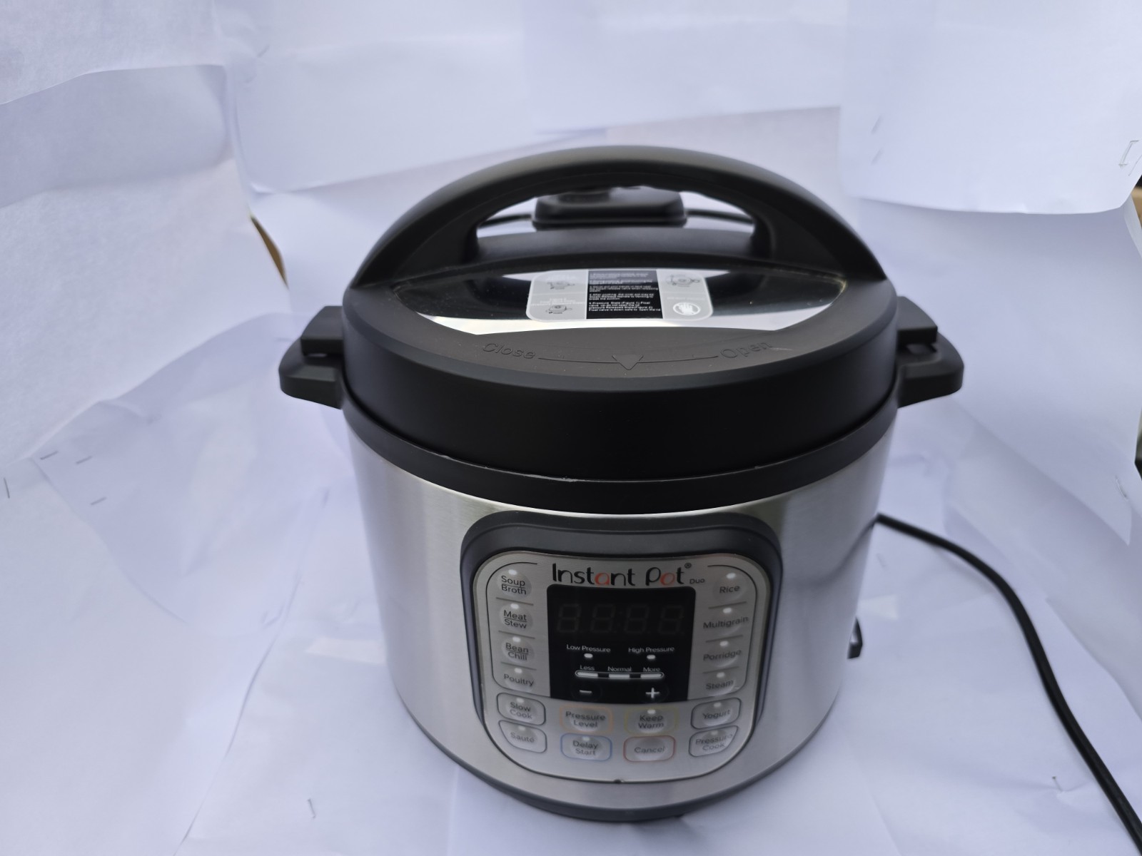 Instant Pot IP-DUO60 V3 6-Quart 7-in-1 Multi-Functional Elec