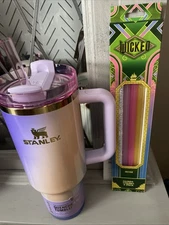 Target x Stanley x Wicked FlowState Quencher Tumbler 40oz Glinda For Good&Glinda