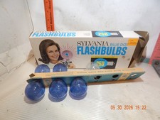 Sylvania Blue Dot Flashbulbs - Press 25B , 5 blue, 1 clear left in original pack