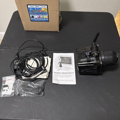Paul C. Buff AlienBees B800 Monolight Strobe Flash Unit, 320 Ws