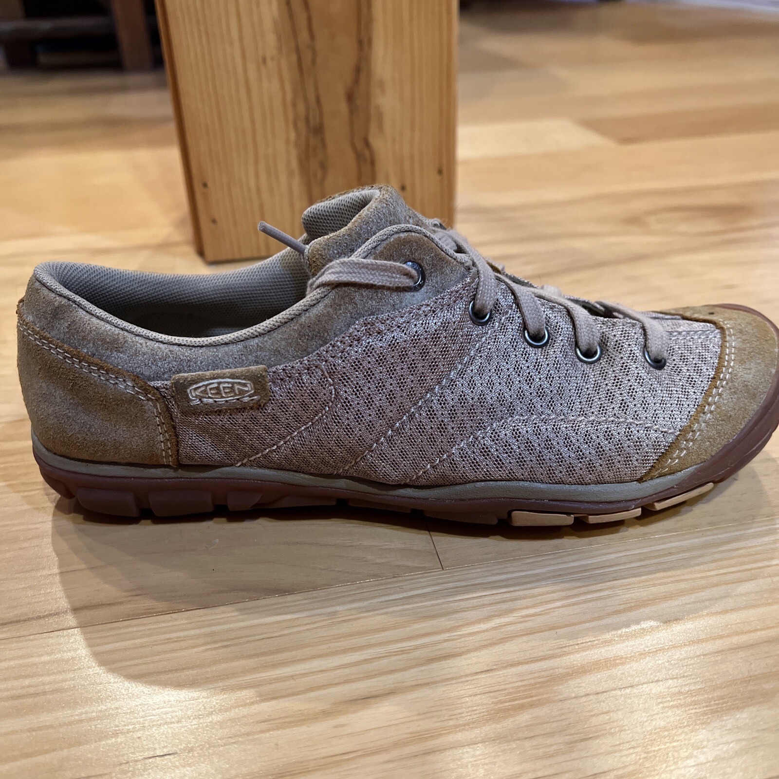 Scarpe da trekking Keen da donna Mercer Lace II CNX 1012360 Latte Trekker taglia 8 5