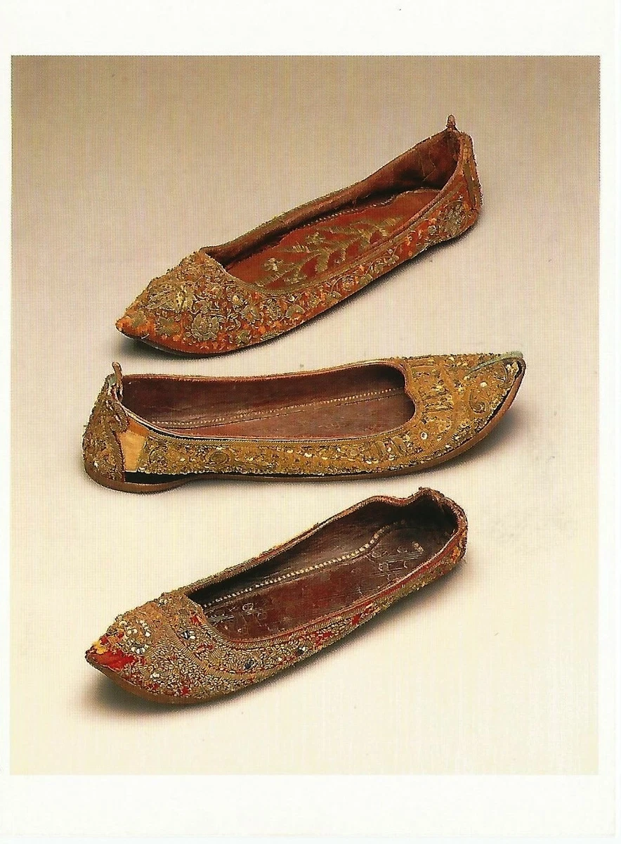 Postcard Sri Lanka Gold embroidered Juttis Bata Shoe Museum Toronto MINT