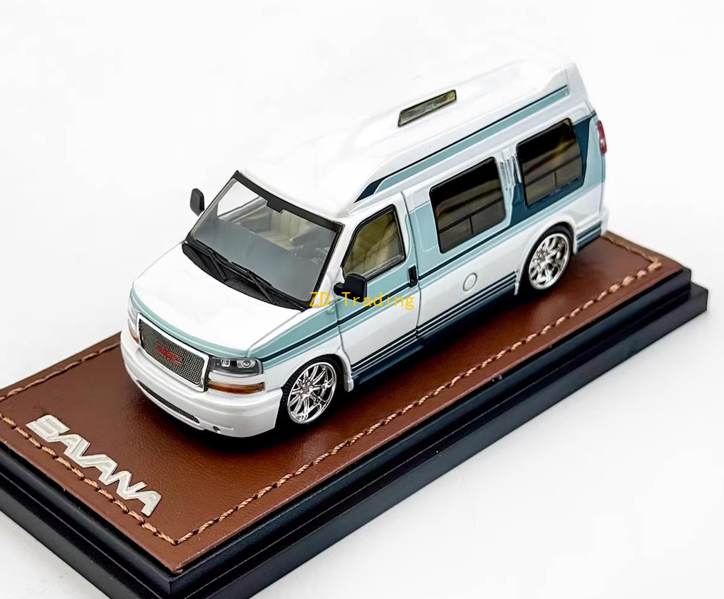 ZD GOC 1:64 White Green GMC Savana Cutaway Van MPV Model Diecast