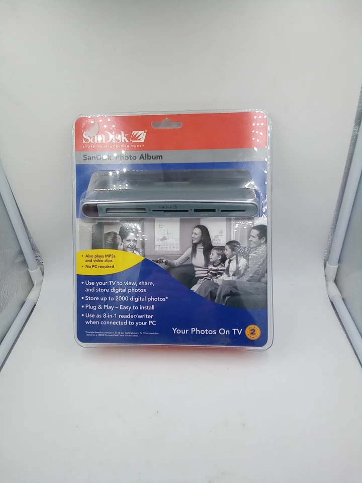 SANDISK Shoot & Store Digital Photo Album/Card Reader SDV2-A (View Photos on TV) - Image 2 of 4