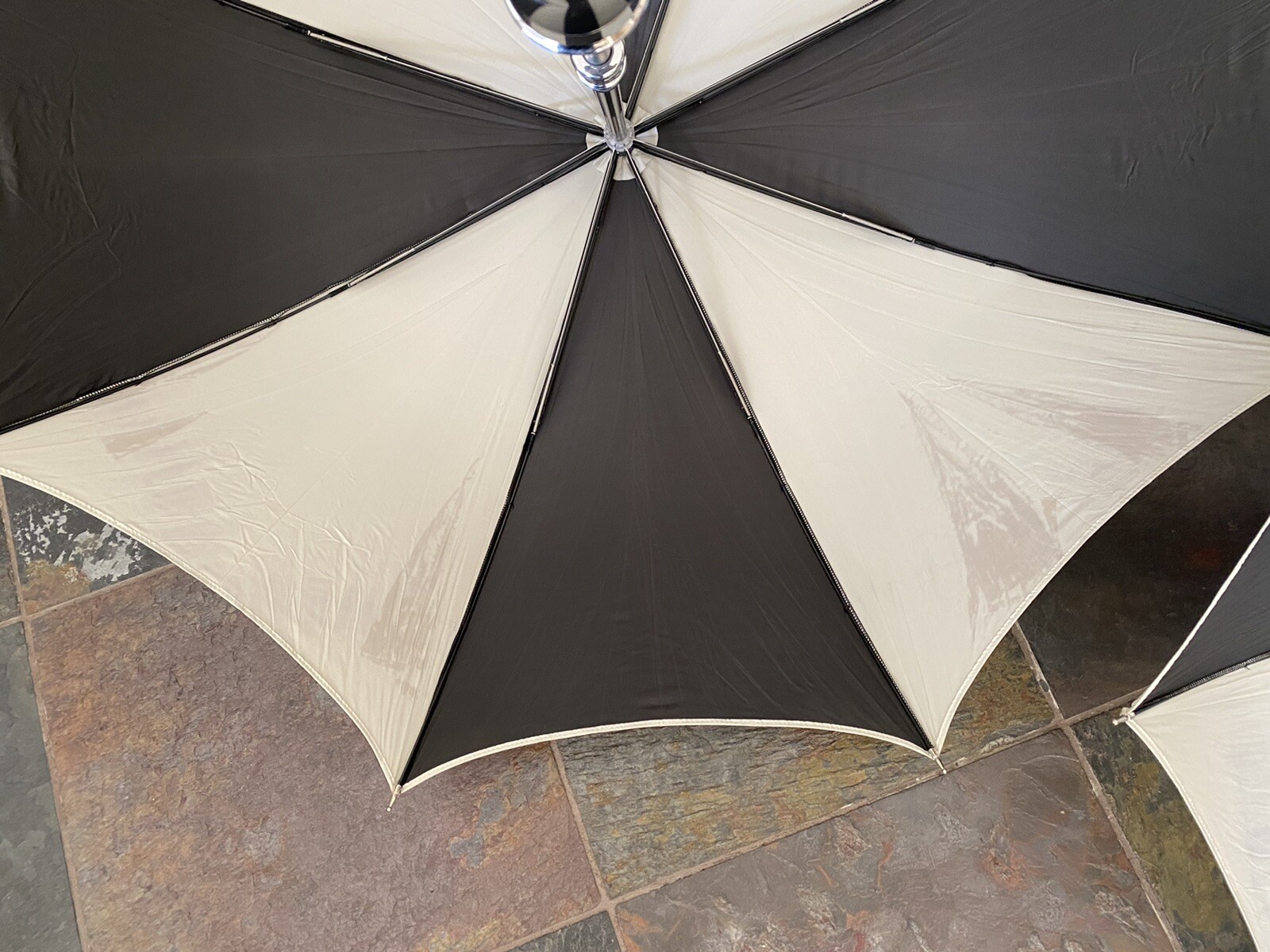 ☂️ 2 ROLLS ROYCE UMBRELLAS GHOST PHANTOM DROPHEAD CULLINAN WRAITH DAWN UMBRELLA