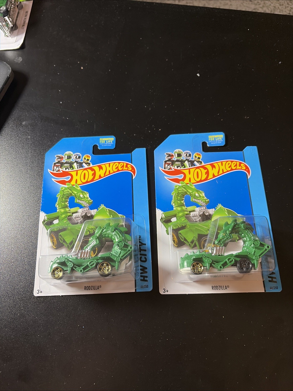 Hot Wheels Rodzilla 66/250 - Green - 2014 Mainline A 2 Wheel Variations