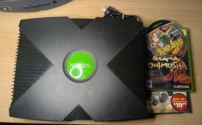 Microsoft Xbox Original Console Bundle With power cord and 3 games (Tested)