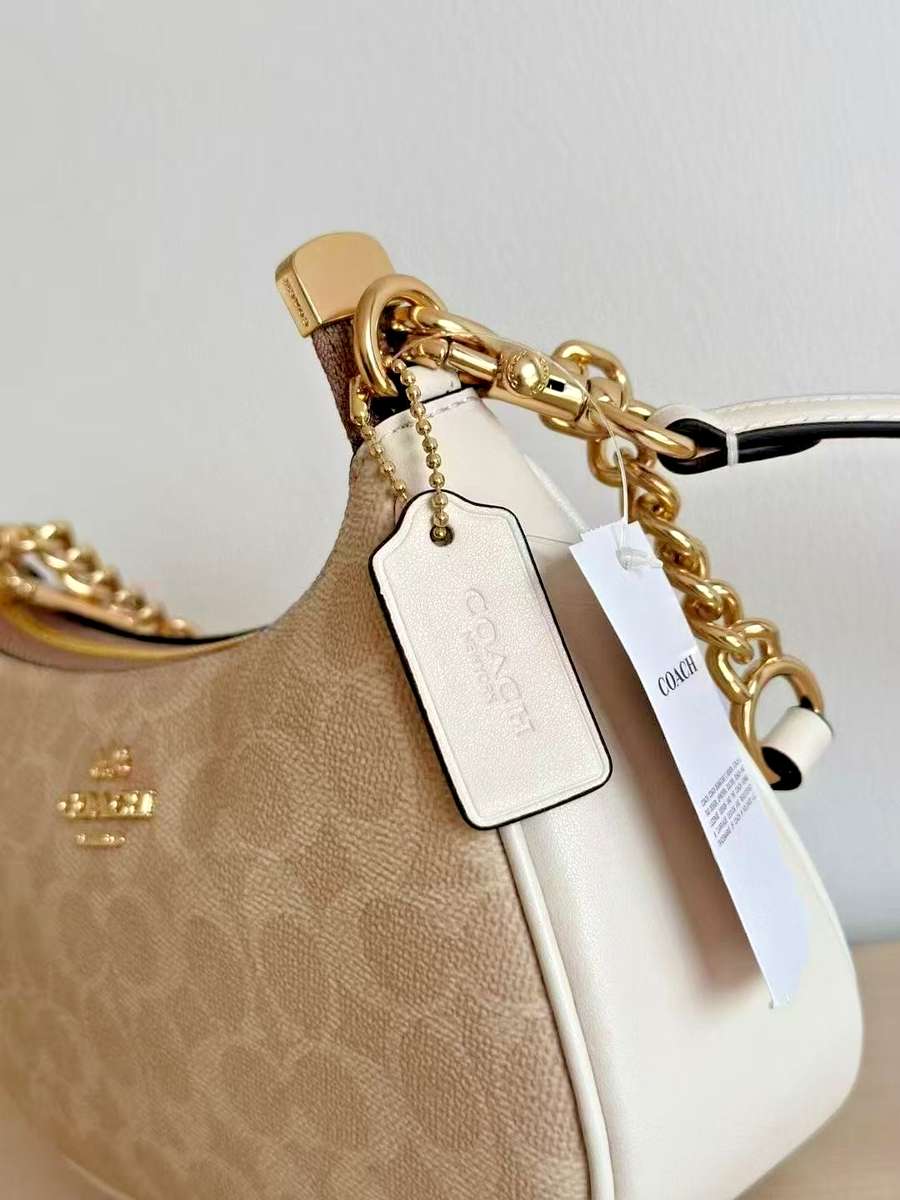 Coach NWT Teri Shoulder Bag In Signature Canvas CV933 Gold/Sand