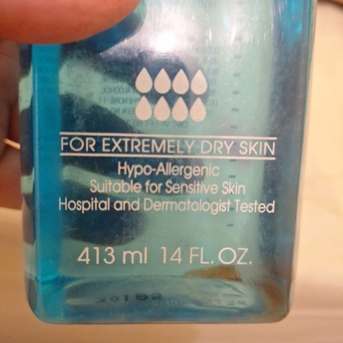NUOVO olio da bagno Avon Moisture Therapy 14 fl oz per pelli estremamente secche - Foto 2 di 3