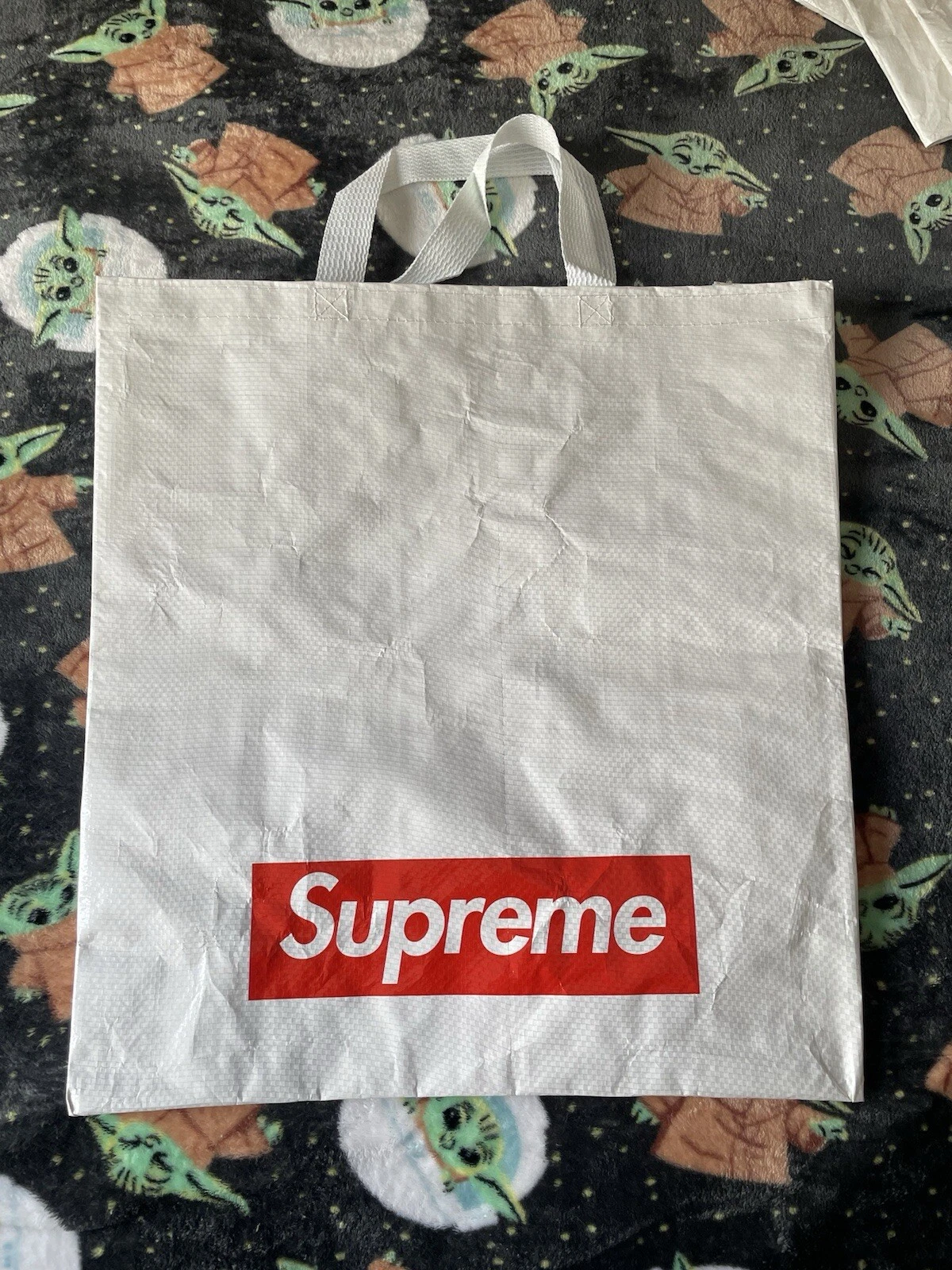Grand sac cabas shopping réutilisable Supreme 19”x18” FW24 blanc/rouge