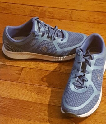 walking sneaker easy spirit sneakers