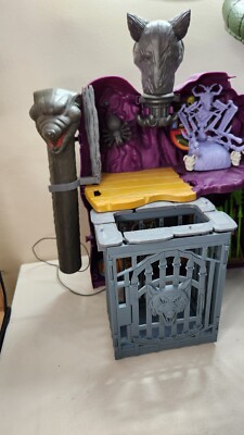 Add-on Dungeon Pit & Mic Stand 3D Printed Kit 2 MOTU Origins Snake Mountain