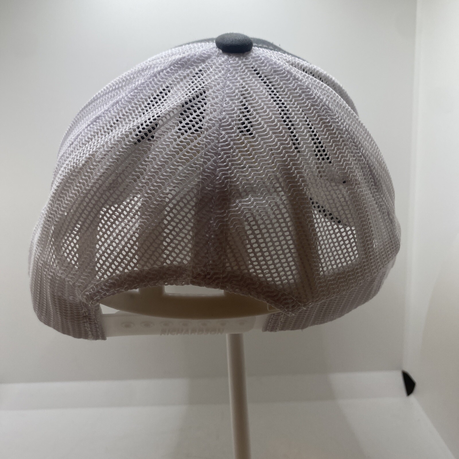 Pine Point Trucker Snapback Hat EUC Super Fast Sh… - image 5