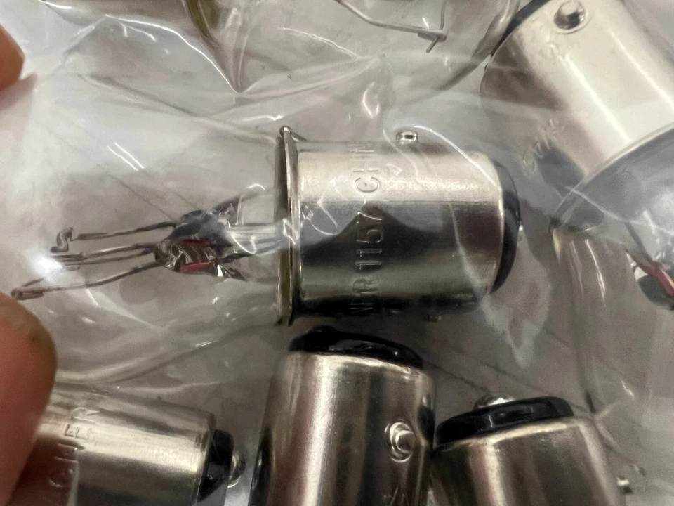 CAJA DE 10 bombillas traseras lámpara miniatura Wagner Lighting 1157 Foto 4 de 4