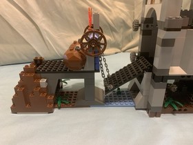 Lego Castle Knights Kingdom II: Citadel of Orlan Set 8780 99.5% Read Description