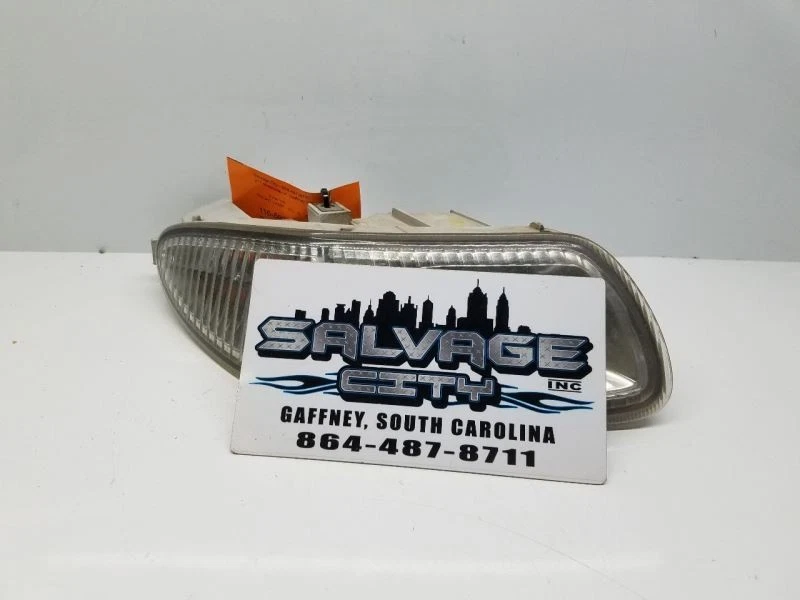 Passenger Corner/Park Light Fog-driving Fits 02-04 INFINITI I35 200127 - Image 2 of 4