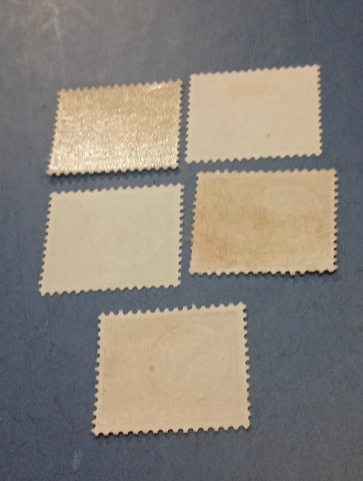 Lot Timbres Preobliteres Gomme Altère Voir Sans ( Un Seul Avec Belle Gomme. - Photo 2/2