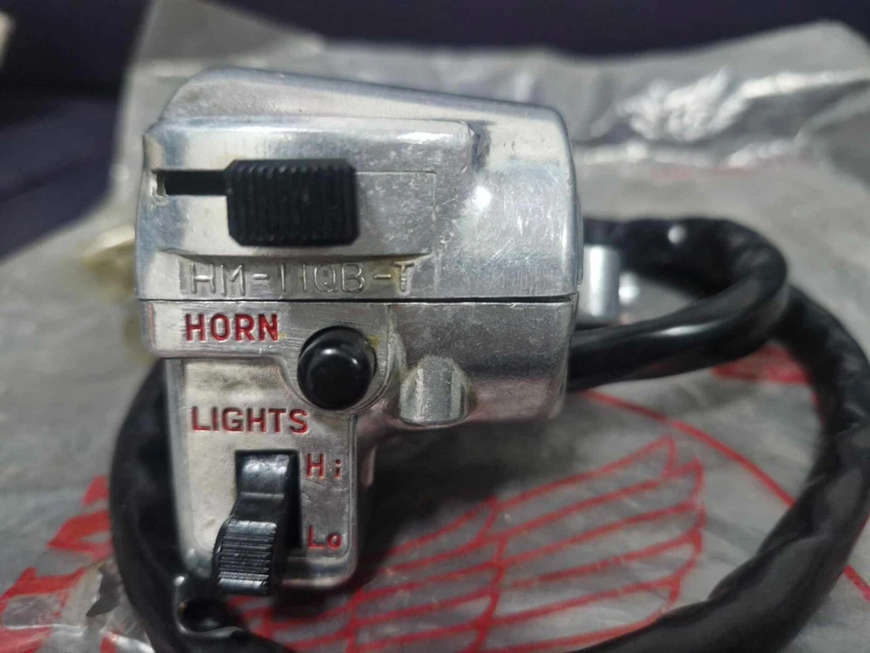 Interruptor de alça Honda CB125 CB125S CB175 CB CB200T GL100 LH genuíno NOS JAPÃO - Imagem 2 de 4