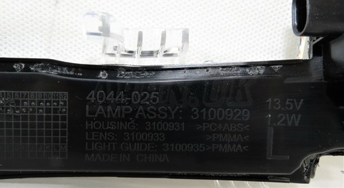 Fits Volvo V70 S80 (12-16) Left Side LED indicator Lens on Door Mirror 31402415 - Picture 11 of 12