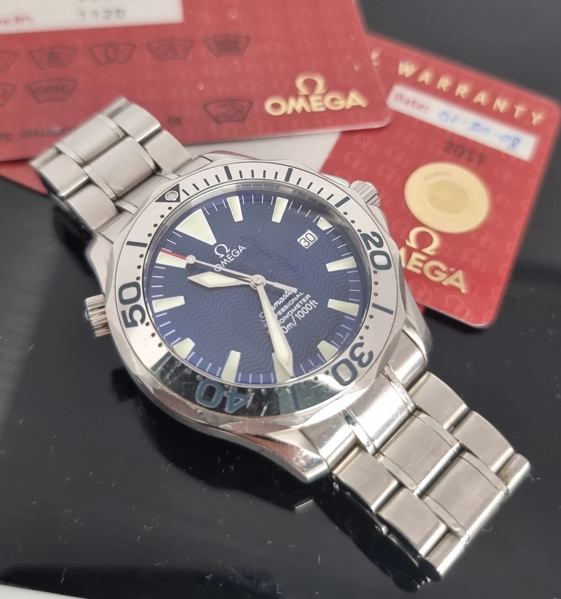 Omega 22558000 top