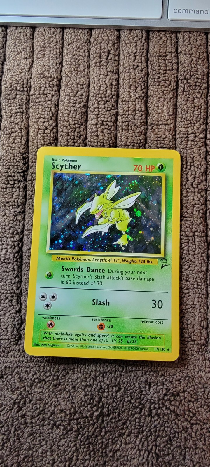 Pokémon - Scyther - Base Set 2 - VINTAGE Holo Rare 17/130 - NM OBO