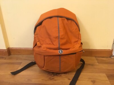 crumpler pretty boy backpack