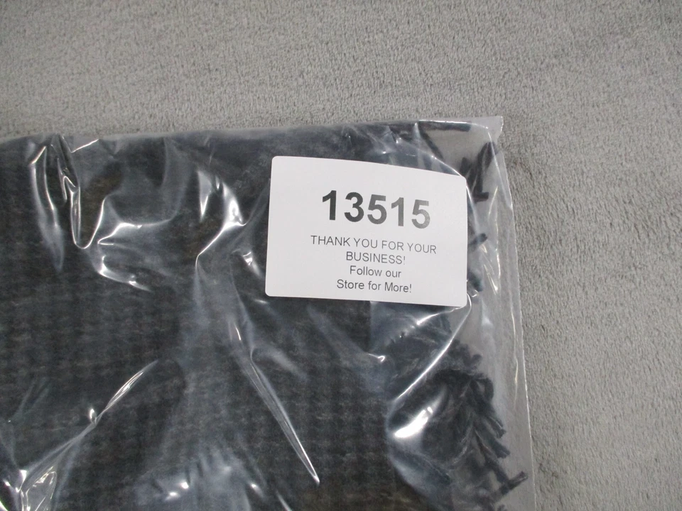 Bufanda Dockers pata de gallo gris acrílico hecha en Italia para hombre flecos 12,5x72 usada en excelente estado Foto 2 de 4