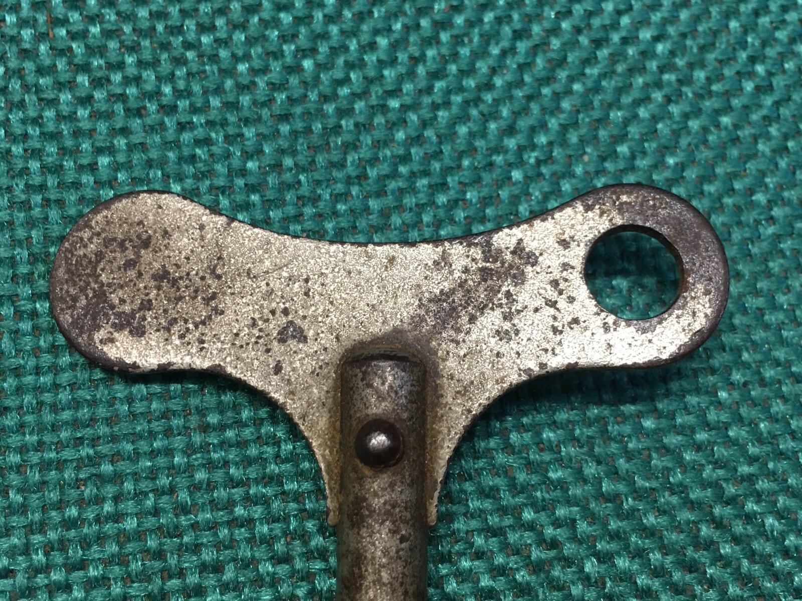 Vintage MECCANO CLOCKWORK MOTOR Or TRAIN KEY Type. 