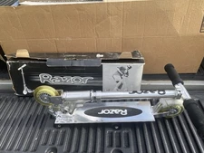 New Razor MS-130 Kick Scooter Vintage Early 2000s Brand New In Box Clear Wheels!