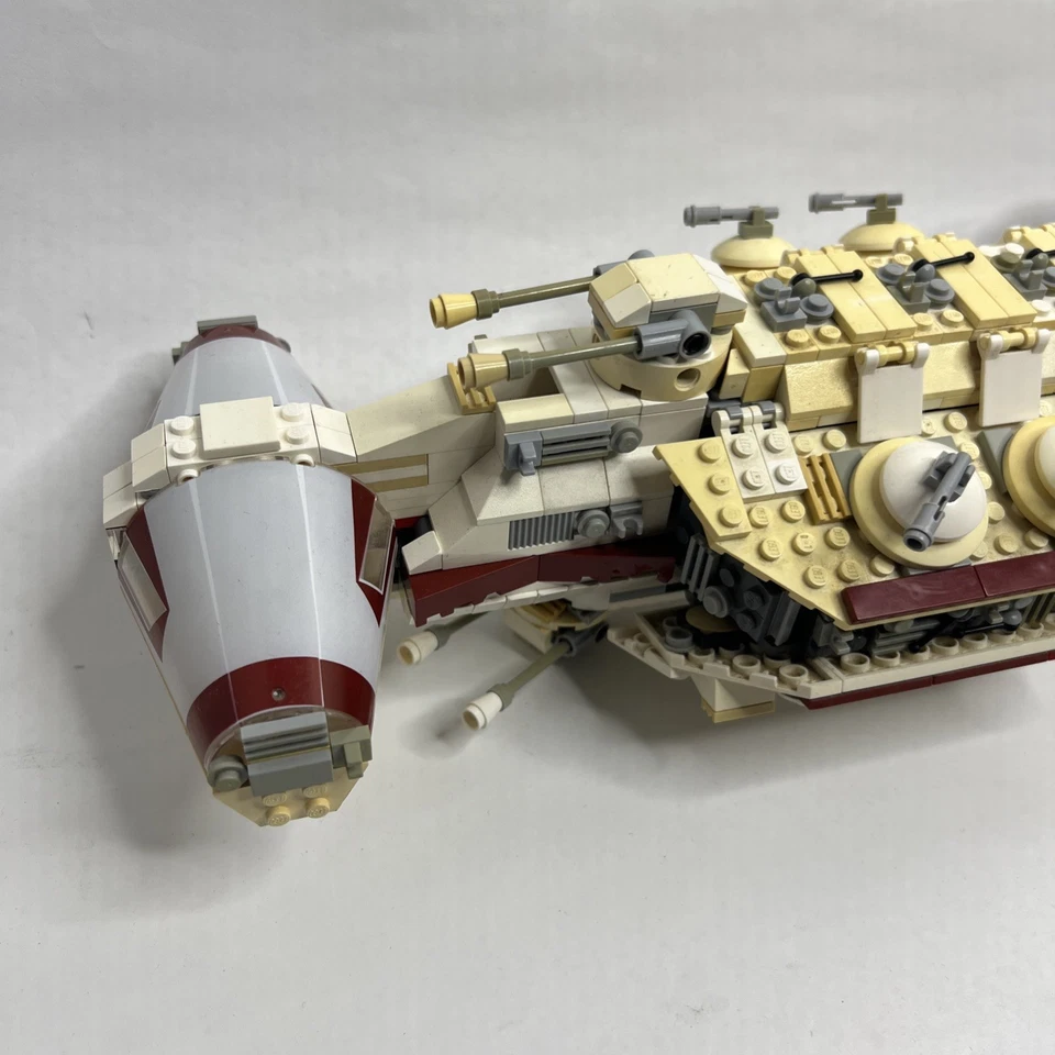 LEGO Star Wars Tantive IV (10198) - 99% в комплекте с руководствами без фигурок состаренные - Изображение 2 из 4
