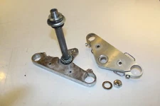 2007 Honda VTX 1300c Front Forks Clamp Lower Triple Tree Stem 53219-MEM-680