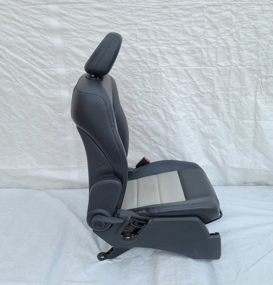 2007 Jeep Compass Front Right Passenger Side Seat Bucket Manual Leather OEM Foto 4 de 4