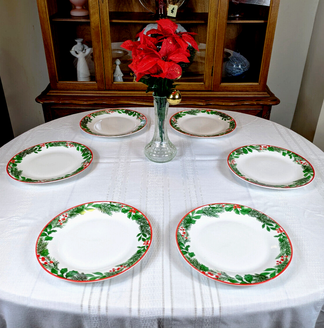 Set of 6+ Royal Norfolk Christmas Holly Berry Wreath Dinner Plates
