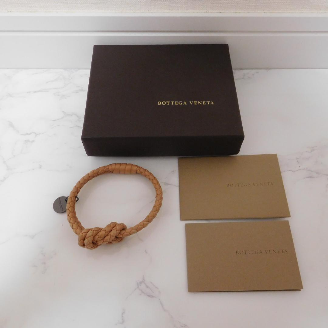 【BOTTEGA VENETA】Intrecciato Bracelet Beige s-l400.jpg