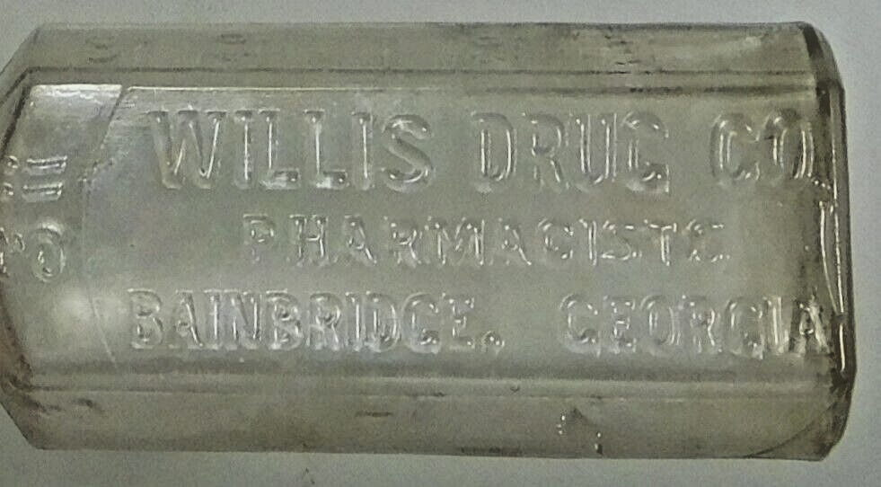RARE c1900 CLEAR DRUG STORE BOTTLE WILLIS DRUG CO. BAINBRIDGE