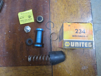NOS New NAPA United Brake Master Cylinder Kit #234 for 1959-1966 GM Vehicles