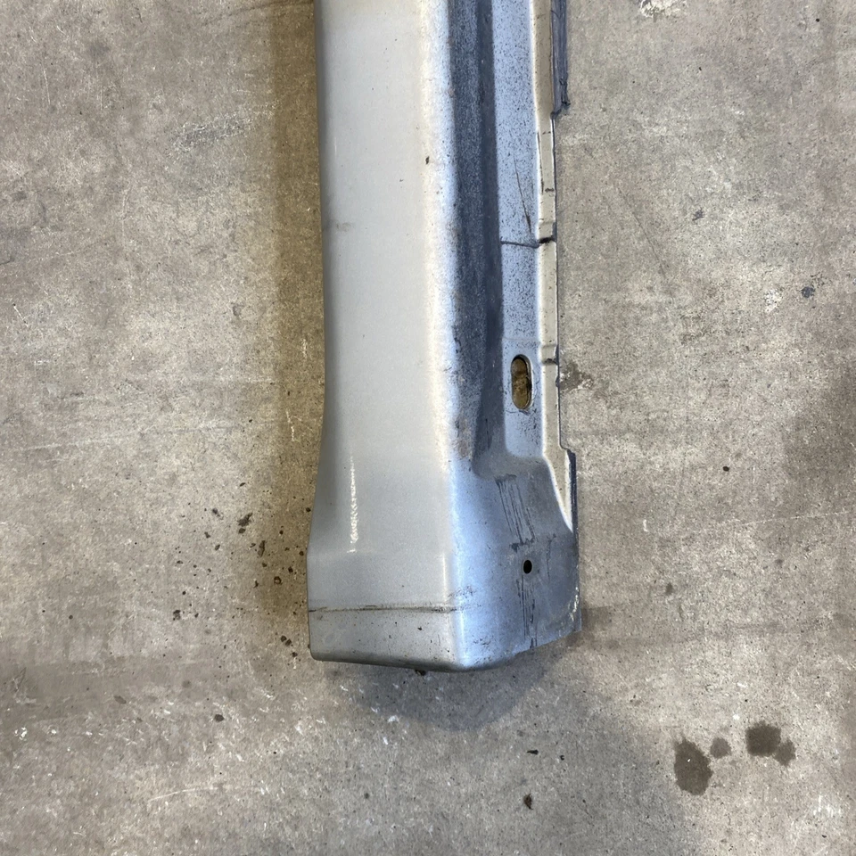 2005 2006 2007 - 2009 年斯巴鲁 Legacy Sedan 左发球杆裙 39D — 第 2/4 张图片